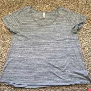 LuLaRoe Gray Heathered Short Sleeve Top